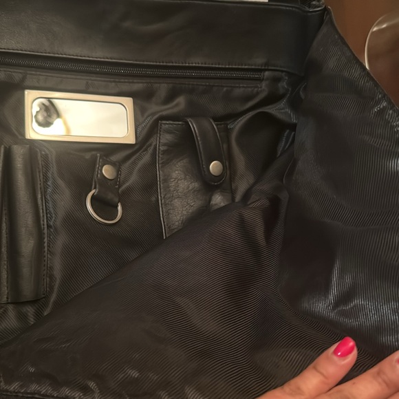 Daniel genuine leather briefcase - Picture 6 of 11